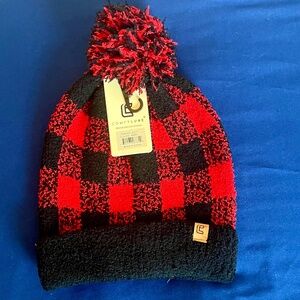 NWT Comfy Luxe Red and Black Plaid Print Beanie with Pom Pom
